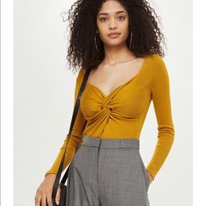 Knot front knitted top